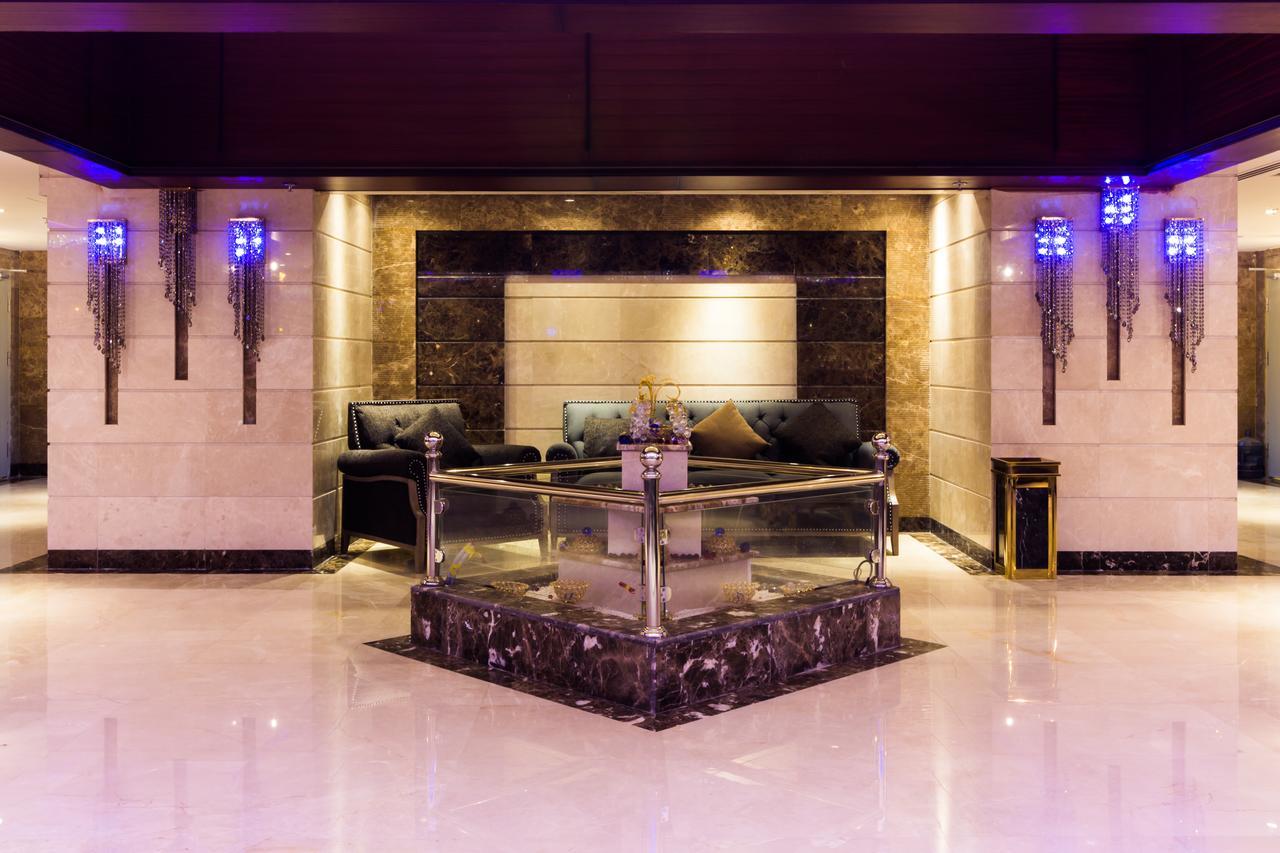 Al Bayraq Hotel Mecca Exterior photo