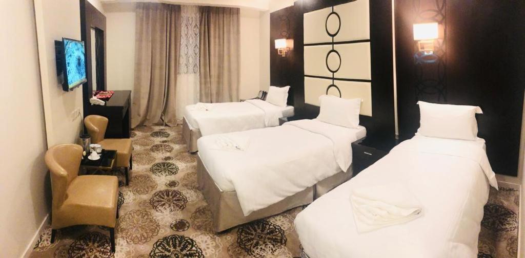 Al Bayraq Hotel Mecca Exterior photo